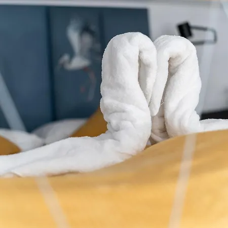 Old Town Chic With Mezzanine By Bookinghost