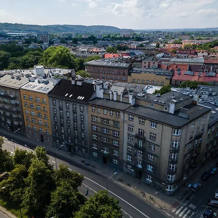 Old Town Chic With Mezzanine By Bookinghost * Krakkó