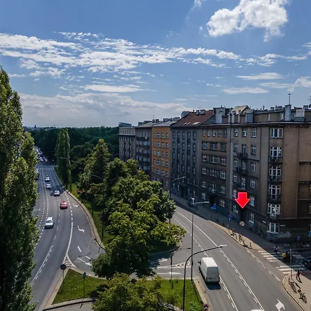 Lägenhet Old Town Chic With Mezzanine By Bookinghost *