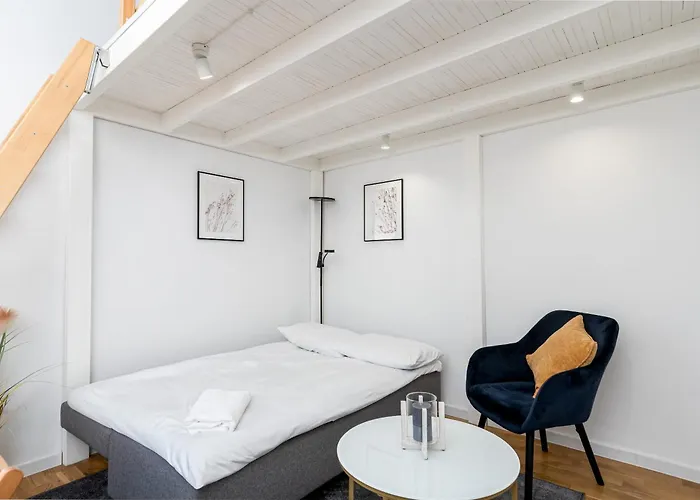 Old Town Chic With Mezzanine By Bookinghost Apartamento Cracovia
