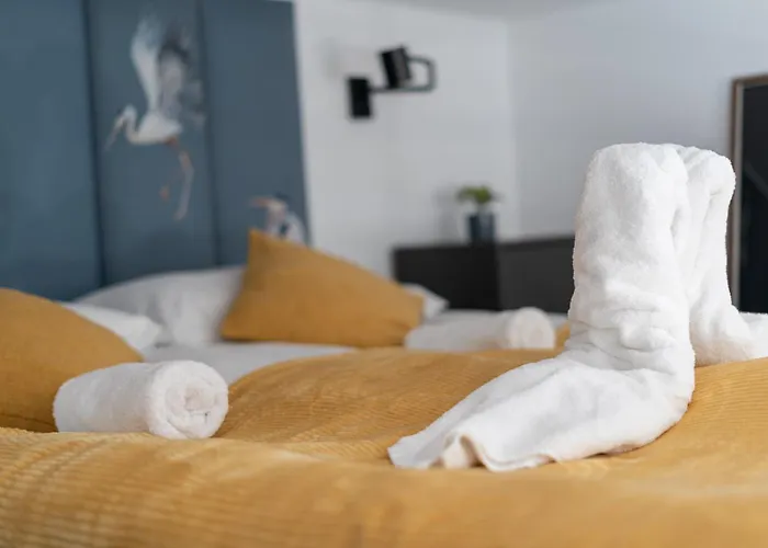 Old Town Chic With Mezzanine By Bookinghost Apartamento Cracovia