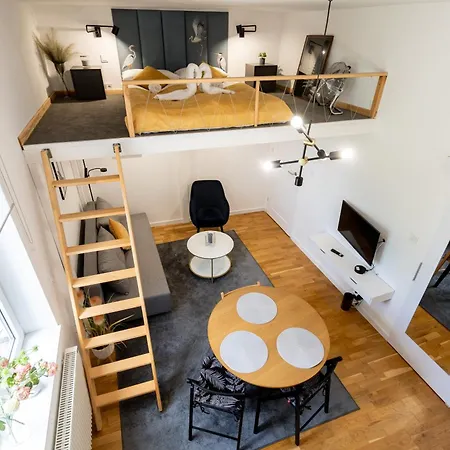 Appartement Old Town Chic With Mezzanine By Bookinghost